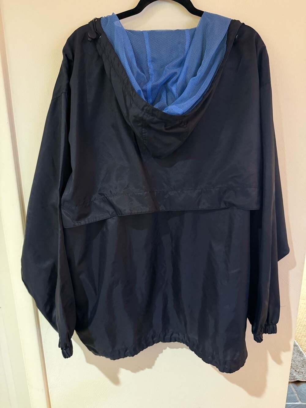 Champs Sports XL Navy Blue Nylon Pullover Windbreaker Hooded Anorak Retro